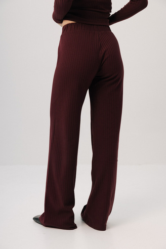 Bordowe spodnie dzianinowe Refined merlot