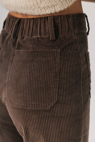 Sztruksowe spodnie Flare mocca