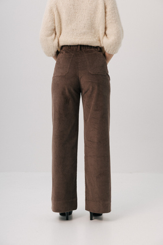 Sztruksowe spodnie Flare mocca