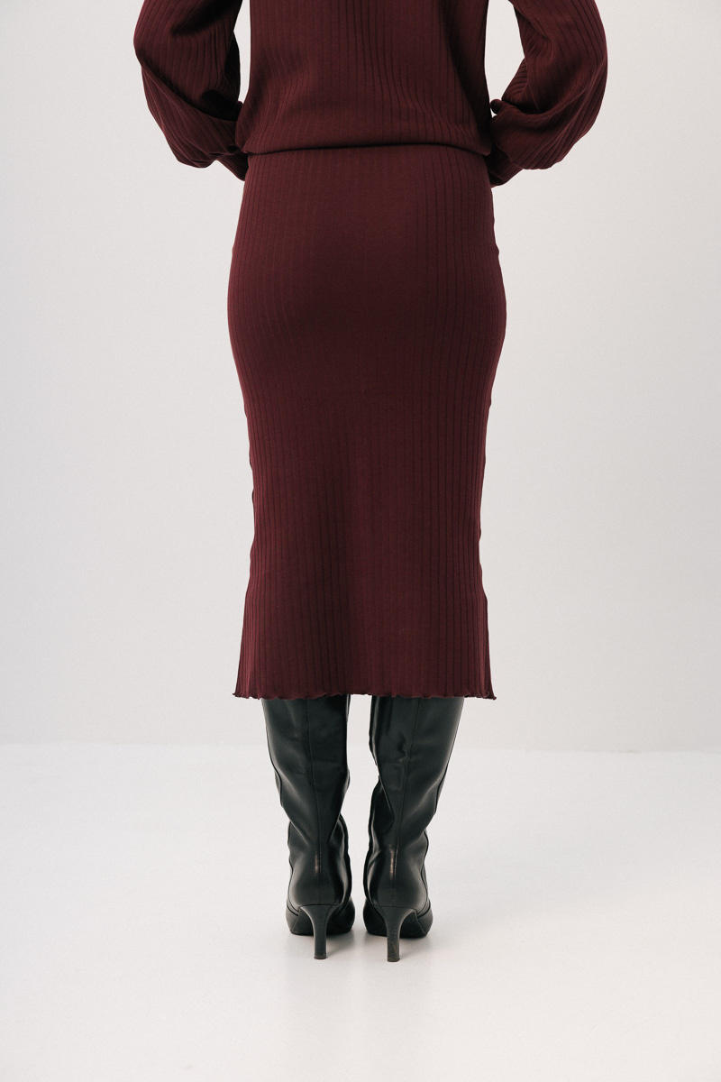 Dzianinowa spódnica midi Linea Merlot