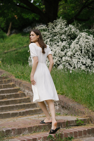 Biała sukienka Loulou creme